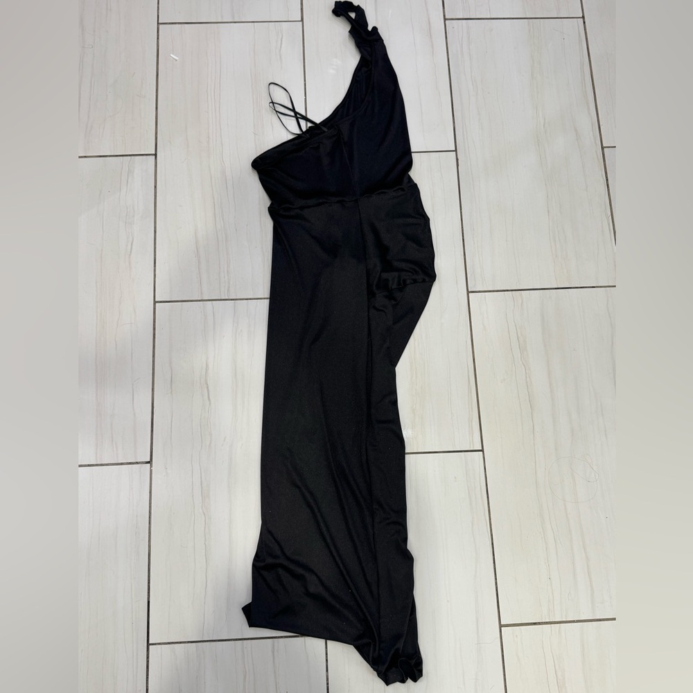 SHEIN Black One-Shoulder Dress